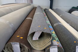 1 rulle gulvtæppe ODENSE