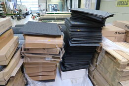 Palle med div. Tæppefliser