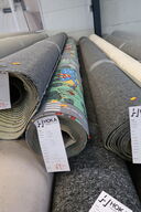 1 rulle gulvtæppe PLAY