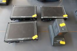 3 stk. 5,6" Videomonitors TVLOGIC VMF-056W