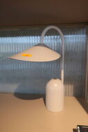 Bordlampe FERM LIVING Arum 