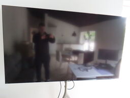 SHARP 65" fladskærm