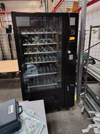 Vareautomat.  VENDO.