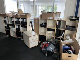 Div. reoler med indhold 