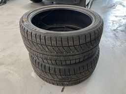 2 stk. dæk SAILUN 235/40 R19, ICE Blazer