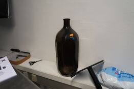 Div. Vaser, 2 stk. klapstole m.m.