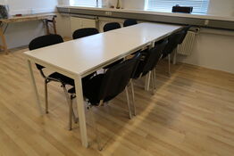 2 stk. borde med 8 stk. stole