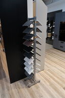 Div. Podier med udstillingsdele