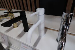 Armatur CASSØE Newform XT Mat Hvid komplet med kasse