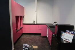 Køkken NORDANRO med vask og armatur. Vejl. udsalgspris kr: 47.000,-