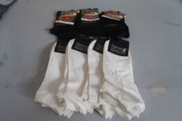 3 par strømper, 4 par ankelsokker