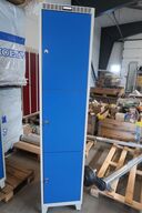 Omklædningsskab m/1 sektion, 3 låger