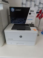 Printer HP Laser Jet Pro M404n med toner (se foto)