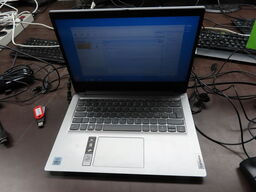 Bærbar pomputer LENOVO 14IIL05