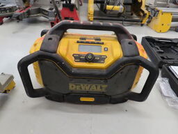 Radio, DEWALT DCR027