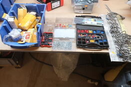 Pære, popnitter, bitz, spændebånd m.m.