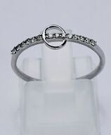 Diamantring af 9 kt. hvidguld prydet med mindre brillantslebne diamanter, samlet ca. 0.11 ct.