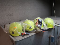 4 stk. PORTWEST arbejdshjelme