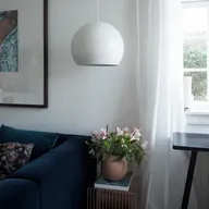 Frandsen ball pendel ø40 mat hvid metal(ubrugt)