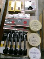 Sandpapir, hobbyknive, maletape m.m.