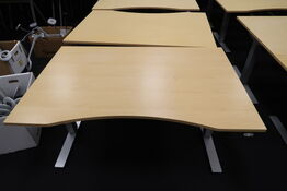 2 stk. el. hæve/sænke skriveborde EFG