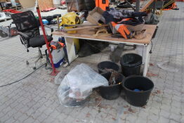 Bord, stol, værktøj m.m.