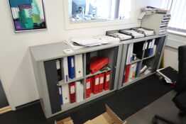 2 stk. jalousiskabe uden indhold