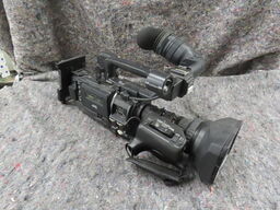 Videokamera - JVC HDV 720 P (MOMSFRI)