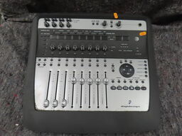Mixer - DIGIDESIGN (MOMSFRI)