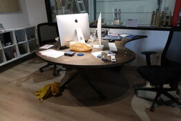 Skrivebord uden indhold