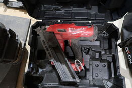 Akku sømpistol MILWAUKEE M18 FFN