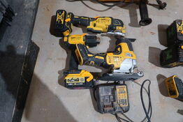 3 stk. akku håndværktøj DEWALT DCS335, DCE530, DCS355 med 2 stk. batterier og lader