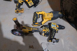 3 stk. akku håndværktøj DEWALT DCS382 m.fl. med 1 stk. batteri 