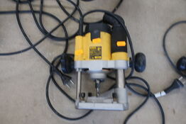 Overfræser DEWALT DW621-qs