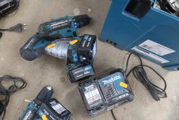2 stk. akku håndværktøj MAKITA med 2 stk. batterier og lader