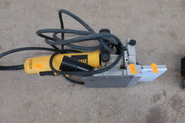 Lamelfræser DEWALT DW682-QS