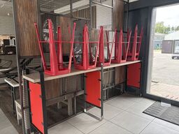 Barbord med 6 stk. barstole