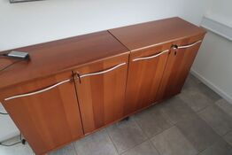 2 stk. skabe på hjul