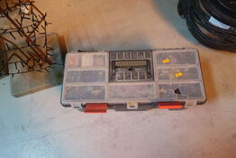 Værktøjskasse med indhold