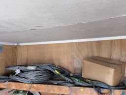 Hylde m. indhold stålwire m.v.