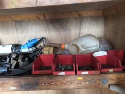 Hylde m. indhold stålwire m.v.