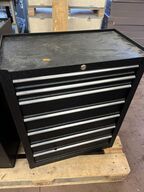 Metal Skab Inkl. Indhold