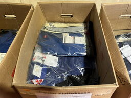 Div. arbejdstøj i kassen