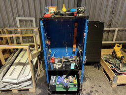 Værkstedsvogn med indhold