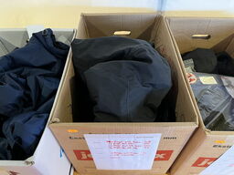 Div. arbejdstøj i kassen