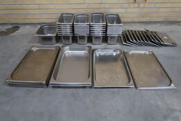 74 stk. ass. Rustfrit stål kantiner / låg