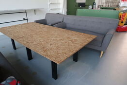 Sofabord samt sofa og lænestol