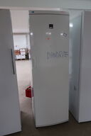 Køleskab ZANUSSI ZRA40100WA