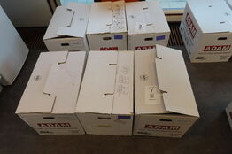 3 kasser med indhold