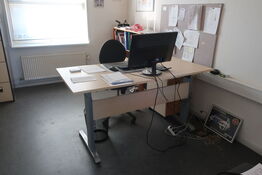 Indhold på kontor (læs beskrivelse)